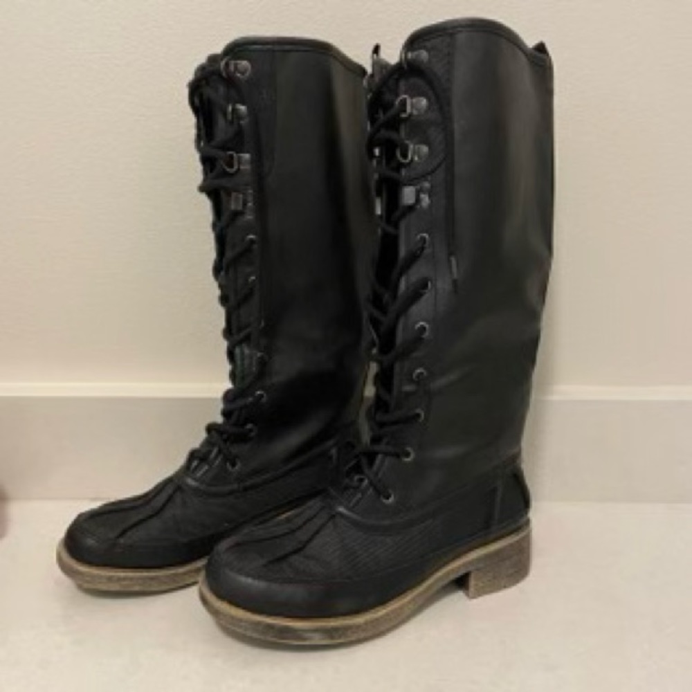 Rocket Dog faux leather lace-up rain boots